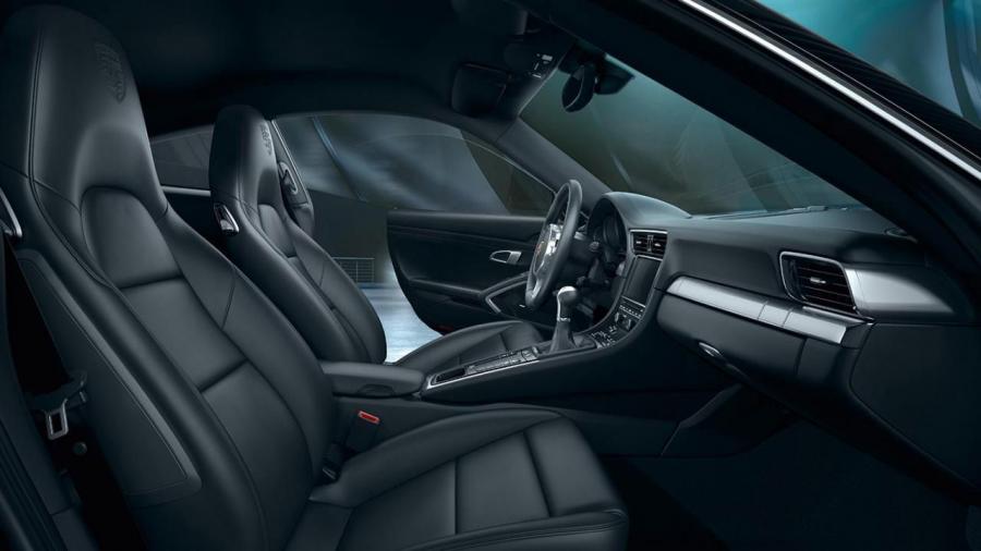  Porsche 911 Carrera Black Edition 2015 года  (фото 13 из 22)